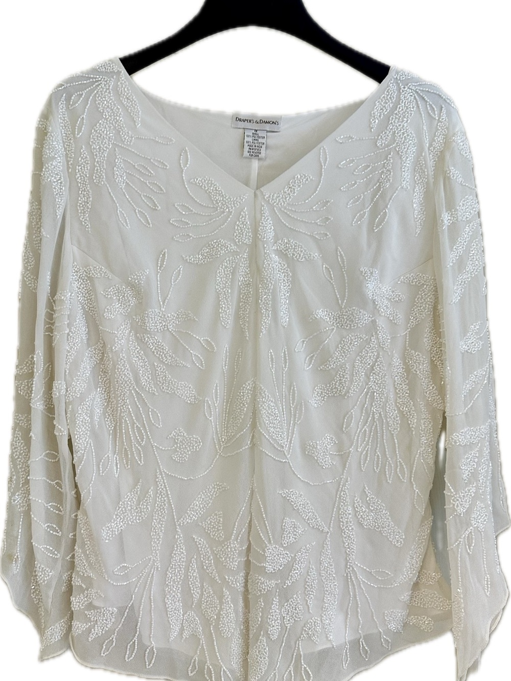 Draper's & Damon's Cream Beaded Sparkly V-Neck Women's Top